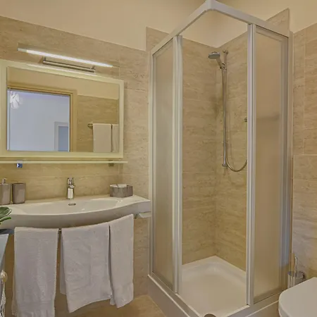 Europa - ホテル 3*